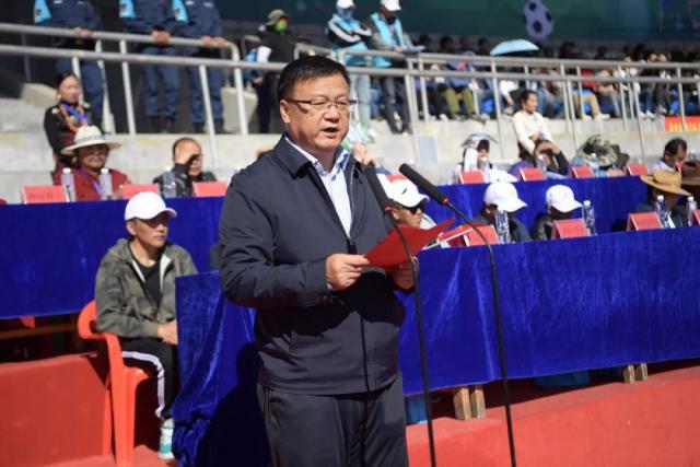 <巴萨将哥伦比亚前锋列入备选名单，解约金为8000万欧>