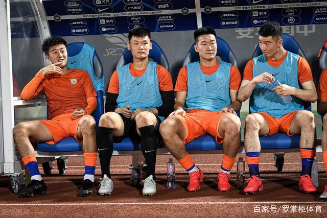 中国男足主帅邵佳一：很满意球员们的表现