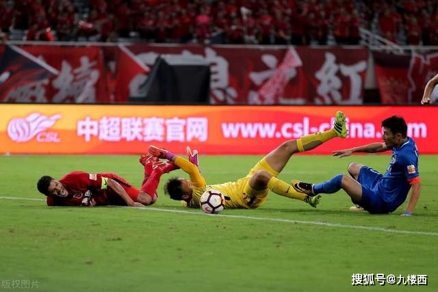 队记：比尔、A·西蒙斯和波普都在热火目标范围内 球队想找高后卫